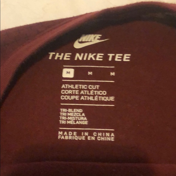 NIKE Mens Nike Shirt - Medium - Maroon - LIKE NEW - Picture 3 of 3